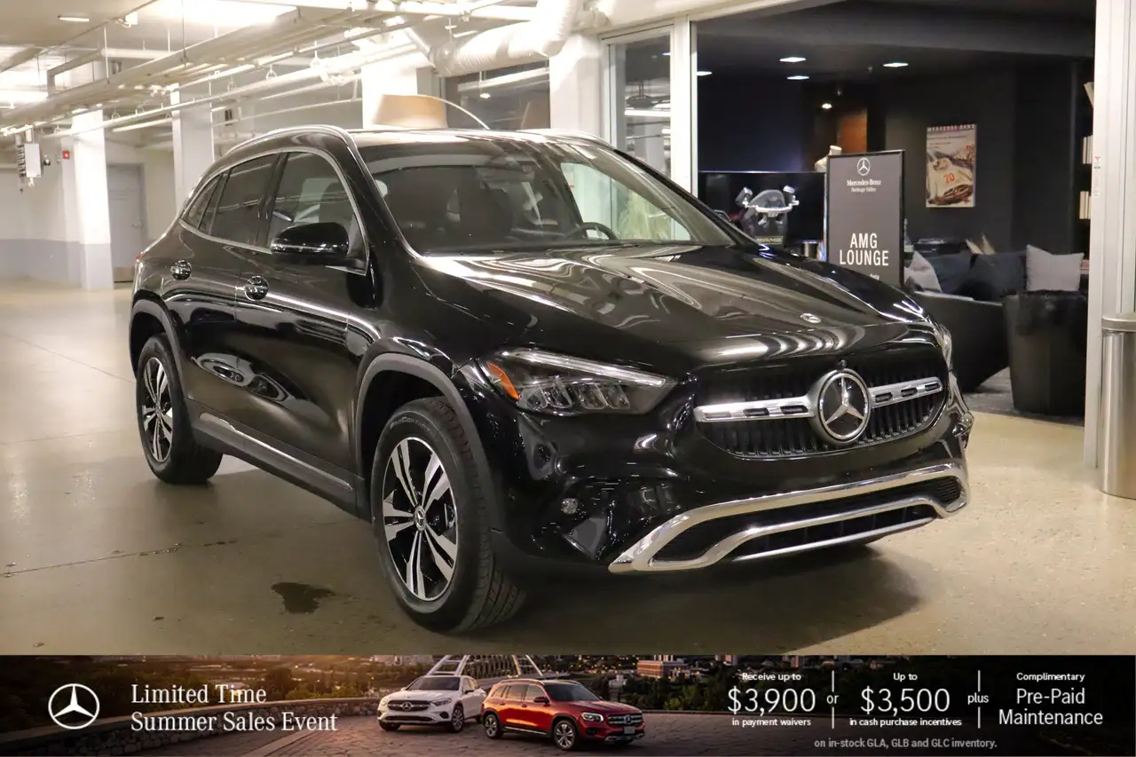 Mercedes-Benz GLA снимка Mercedes-Benz GLA