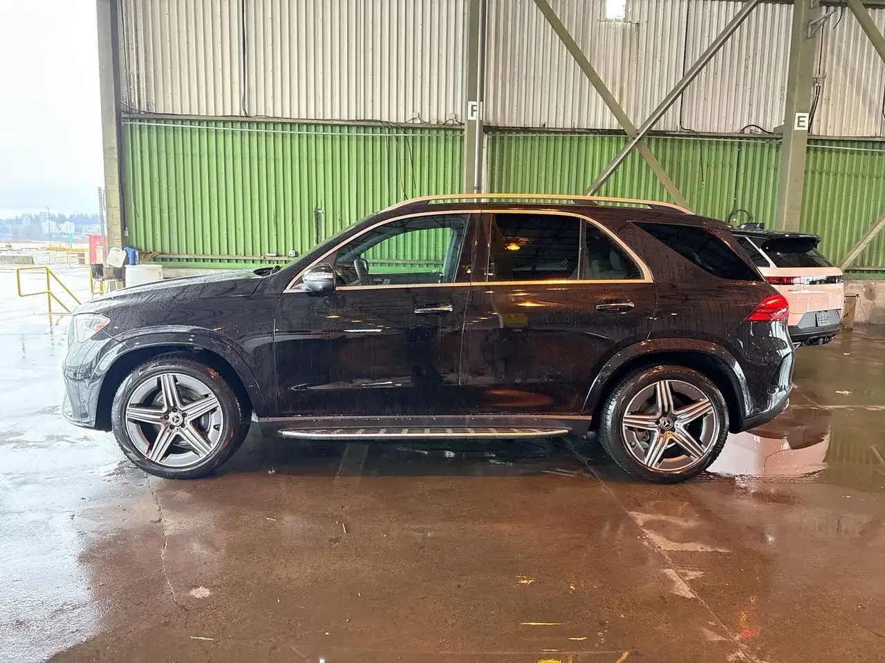 Mercedes-Benz GLE снимка Mercedes-Benz GLE
