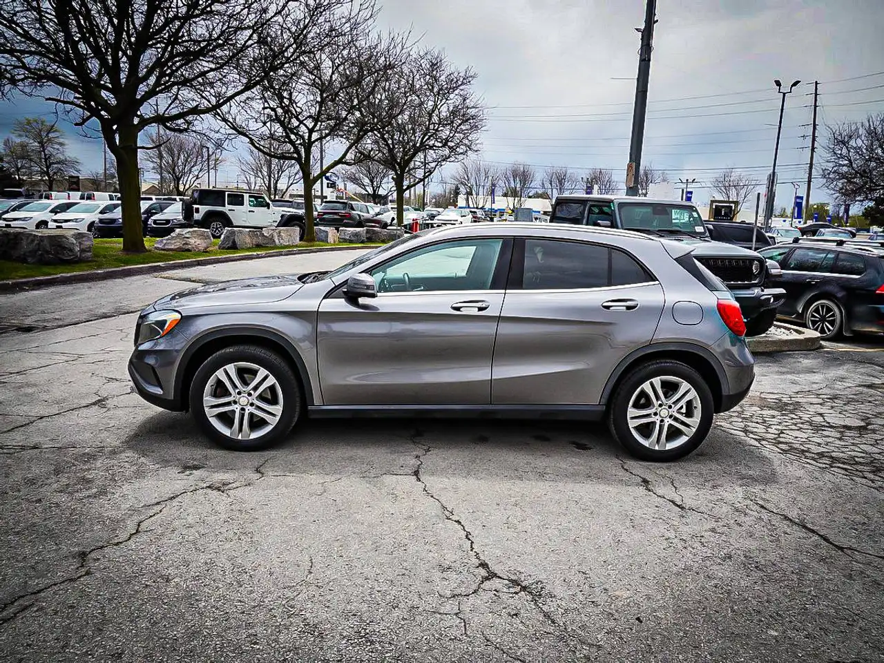 Mercedes-Benz GLA photo Mercedes-Benz GLA