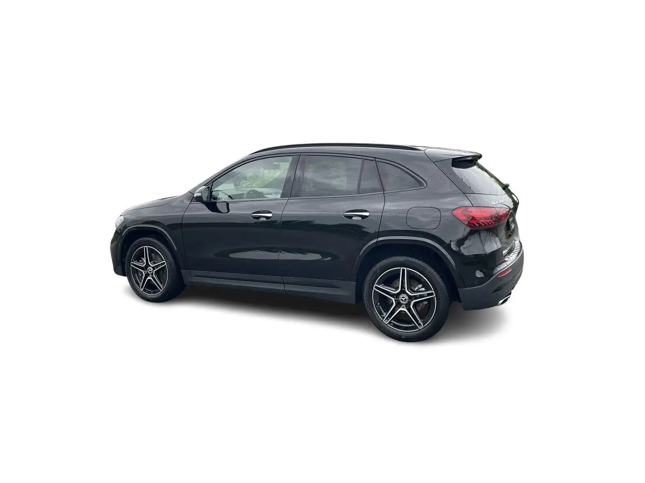 Mercedes-Benz GLA снимка Mercedes-Benz GLA