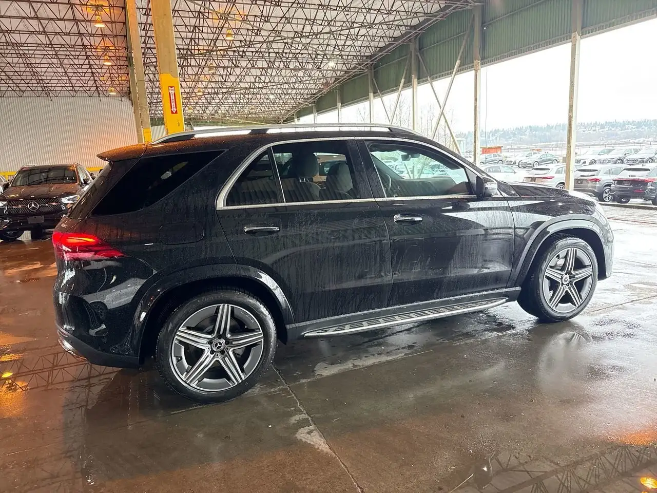 Mercedes-Benz GLE снимка Mercedes-Benz GLE