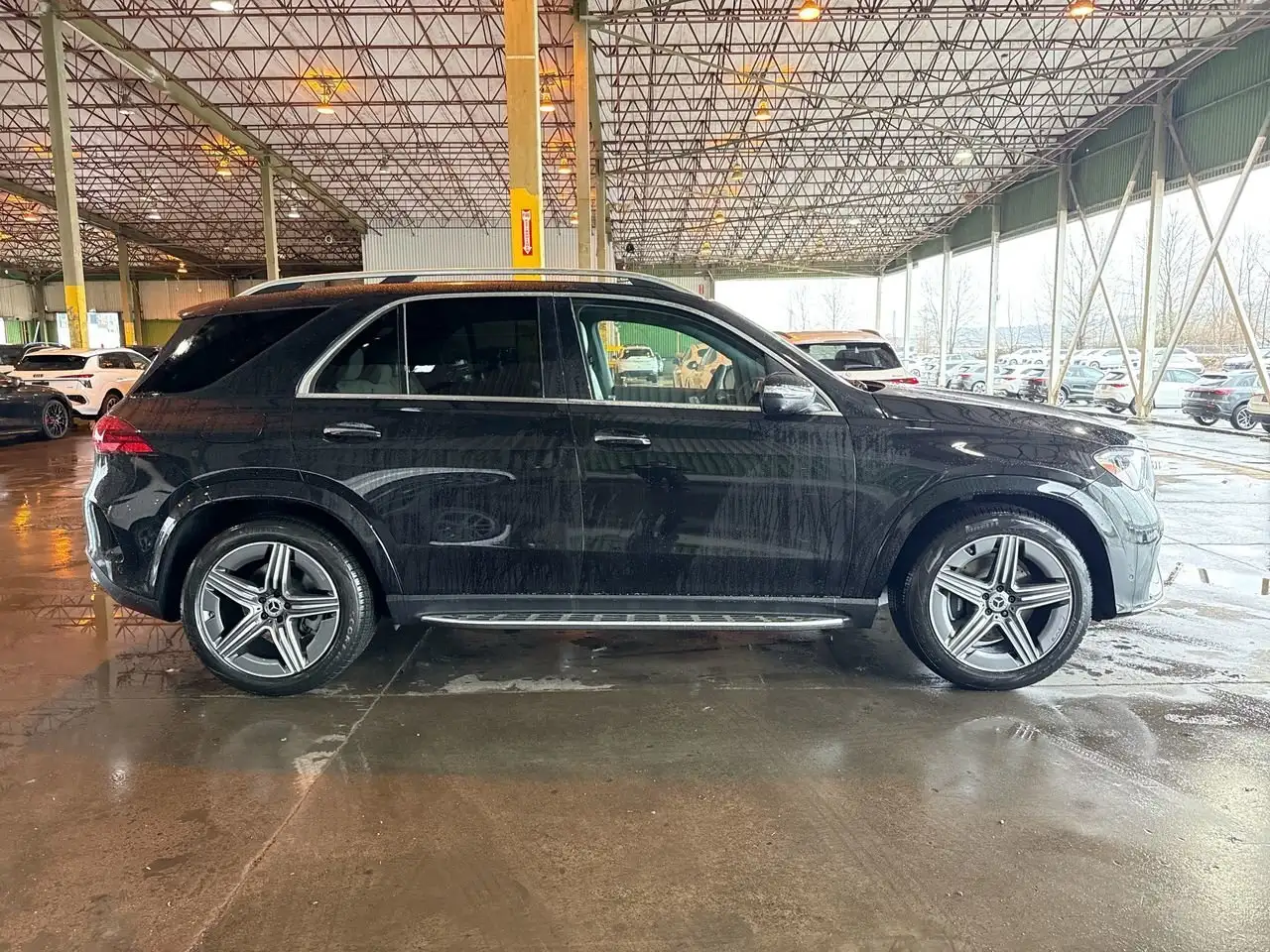 Mercedes-Benz GLE снимка Mercedes-Benz GLE