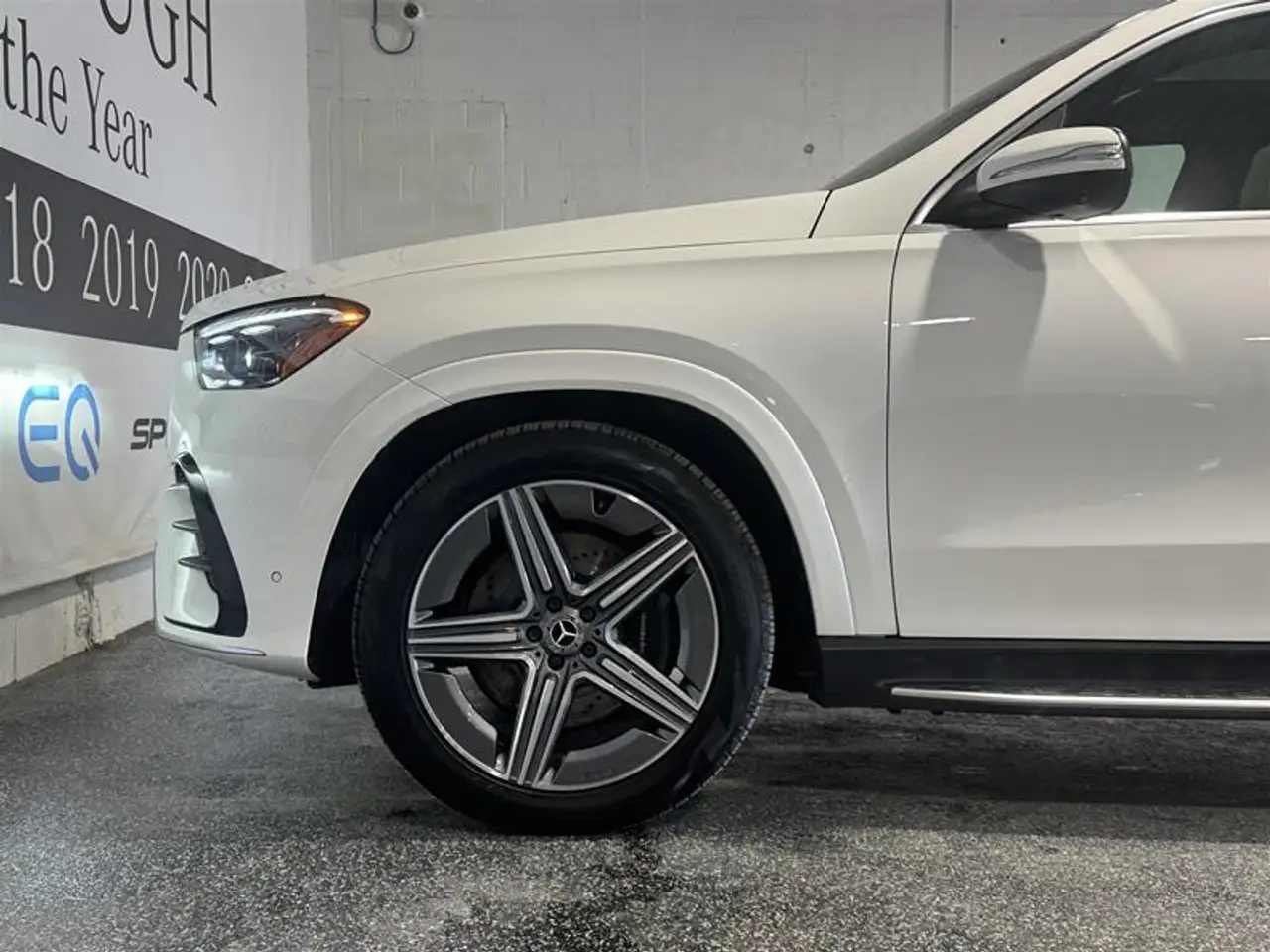 Mercedes-Benz GLE снимка Mercedes-Benz GLE