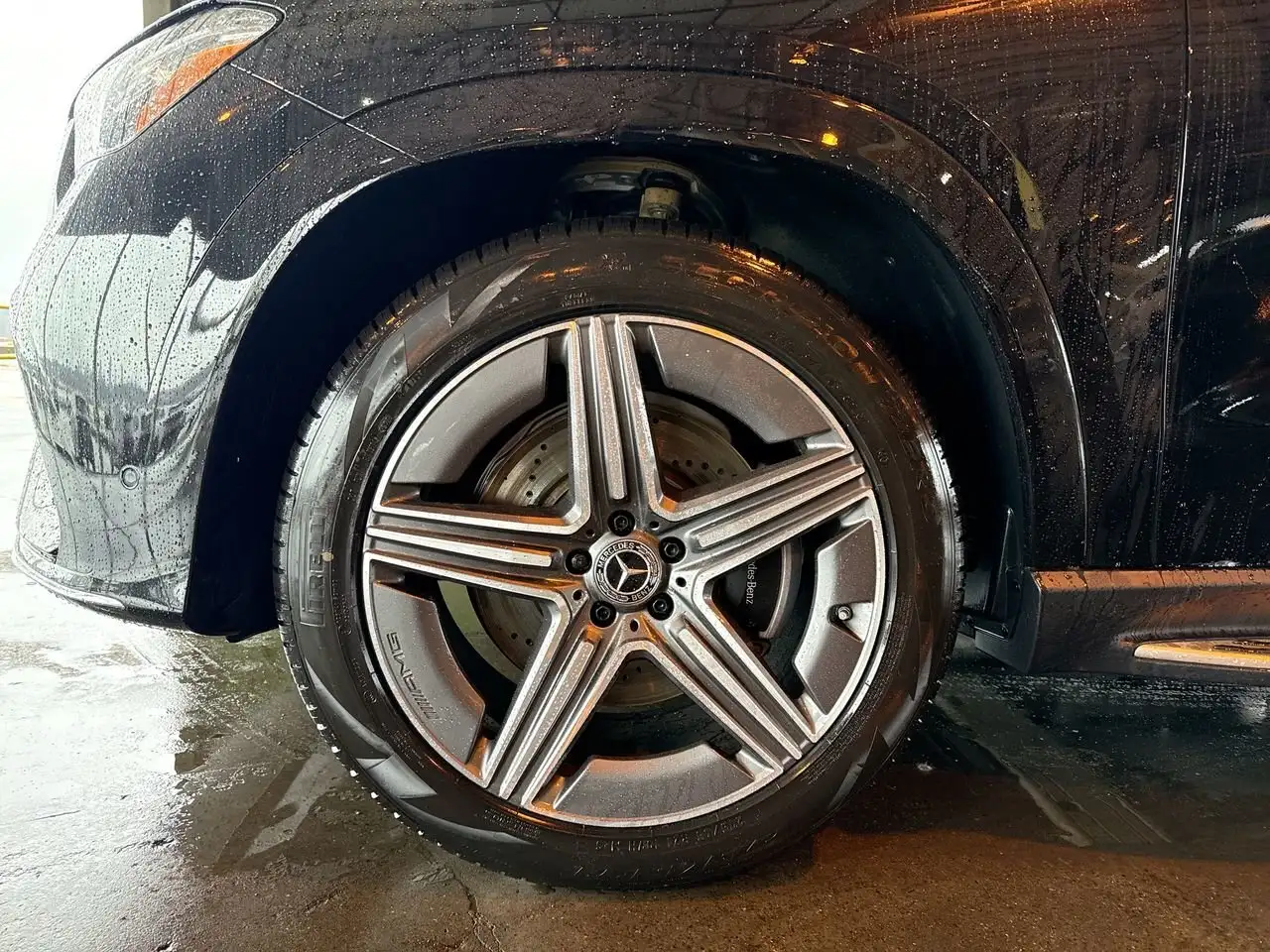 Mercedes-Benz GLE снимка Mercedes-Benz GLE