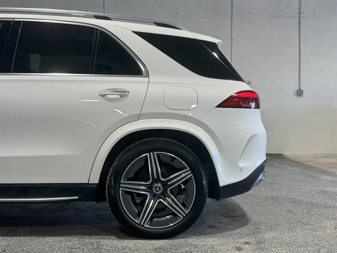 Mercedes-Benz GLE снимка Mercedes-Benz GLE
