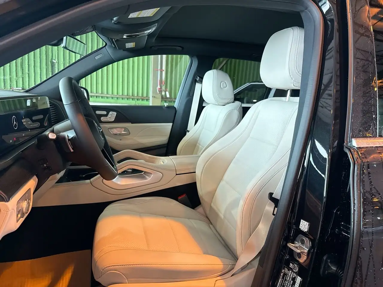 Mercedes-Benz GLE снимка Mercedes-Benz GLE