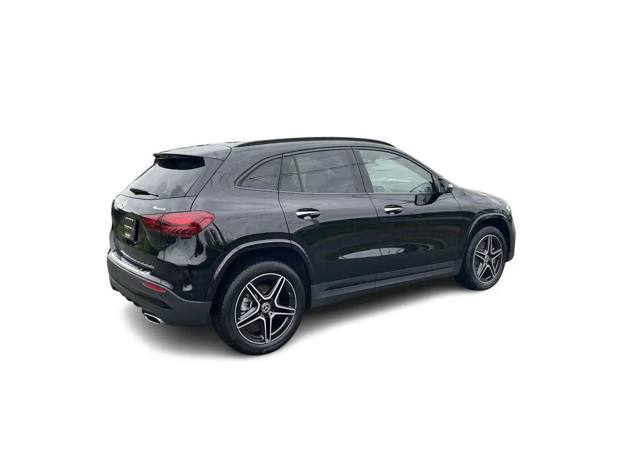Mercedes-Benz GLA снимка Mercedes-Benz GLA