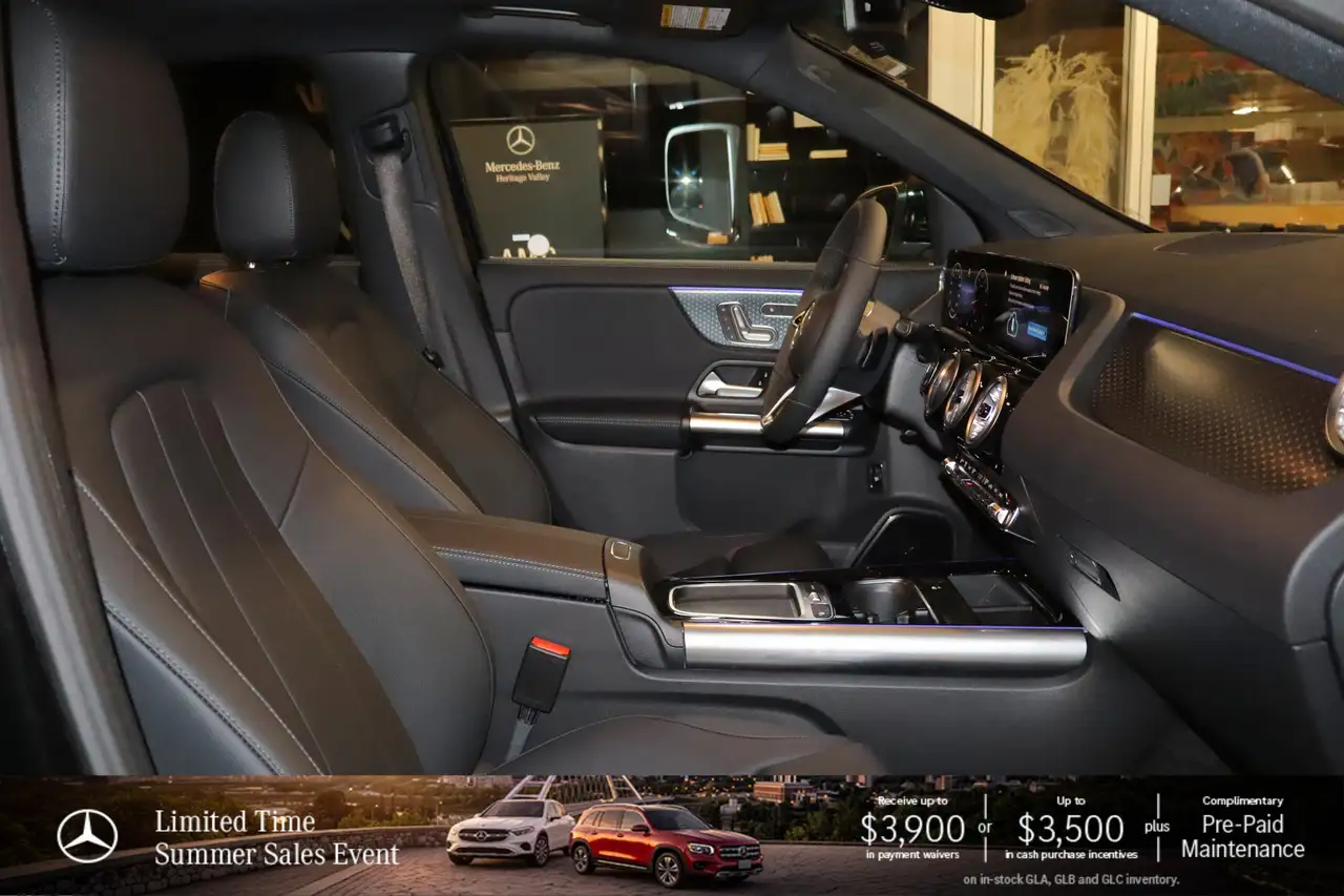 Mercedes-Benz GLA снимка Mercedes-Benz GLA