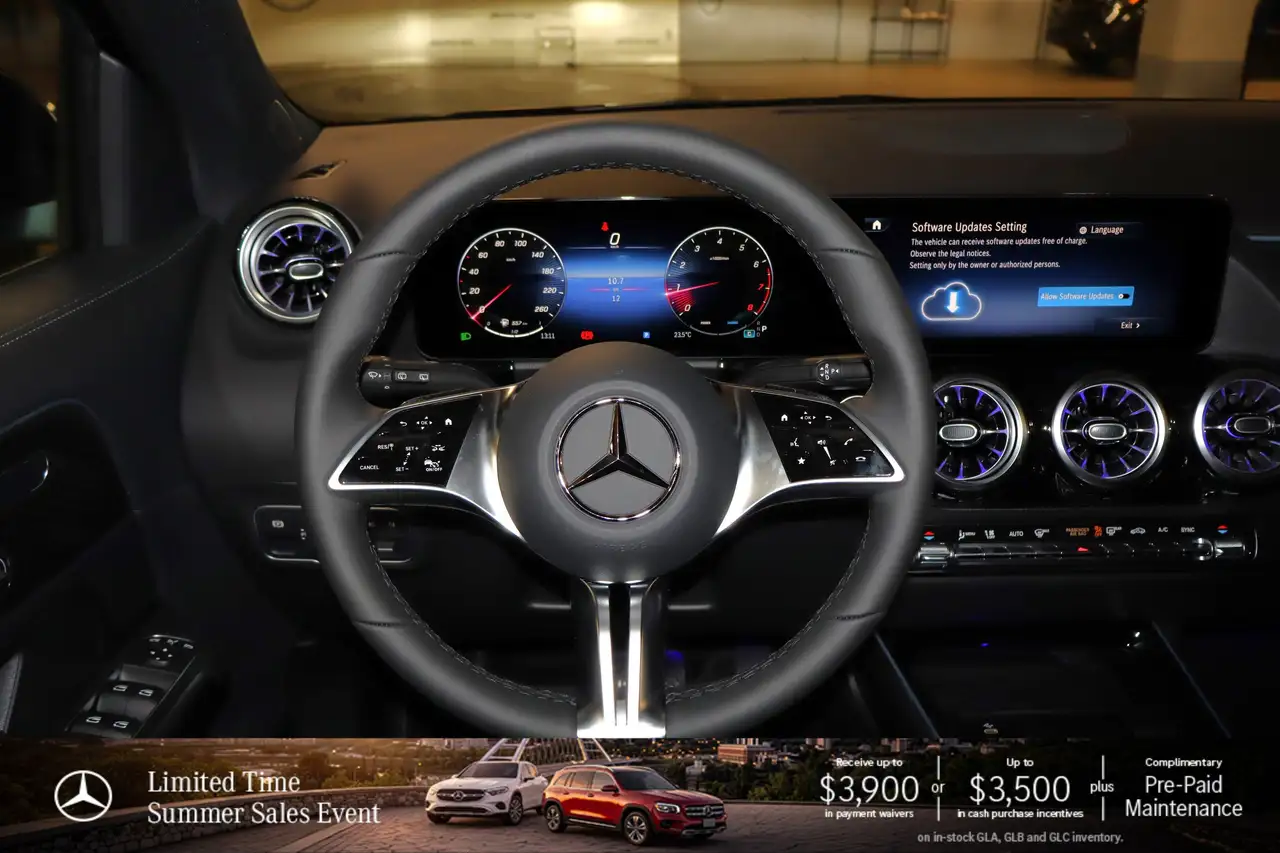 Mercedes-Benz GLA снимка Mercedes-Benz GLA