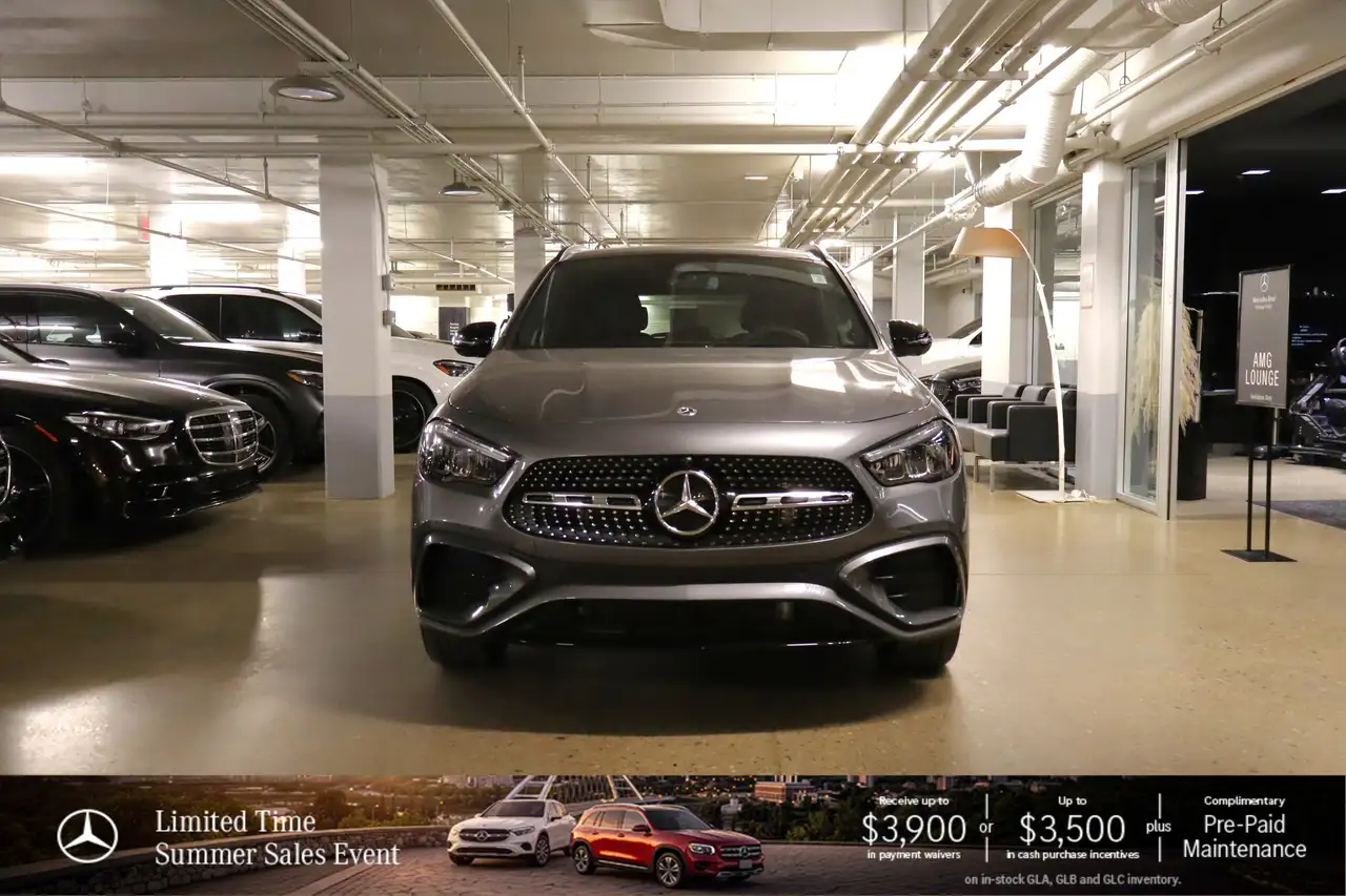 Mercedes-Benz GLA снимка Mercedes-Benz GLA