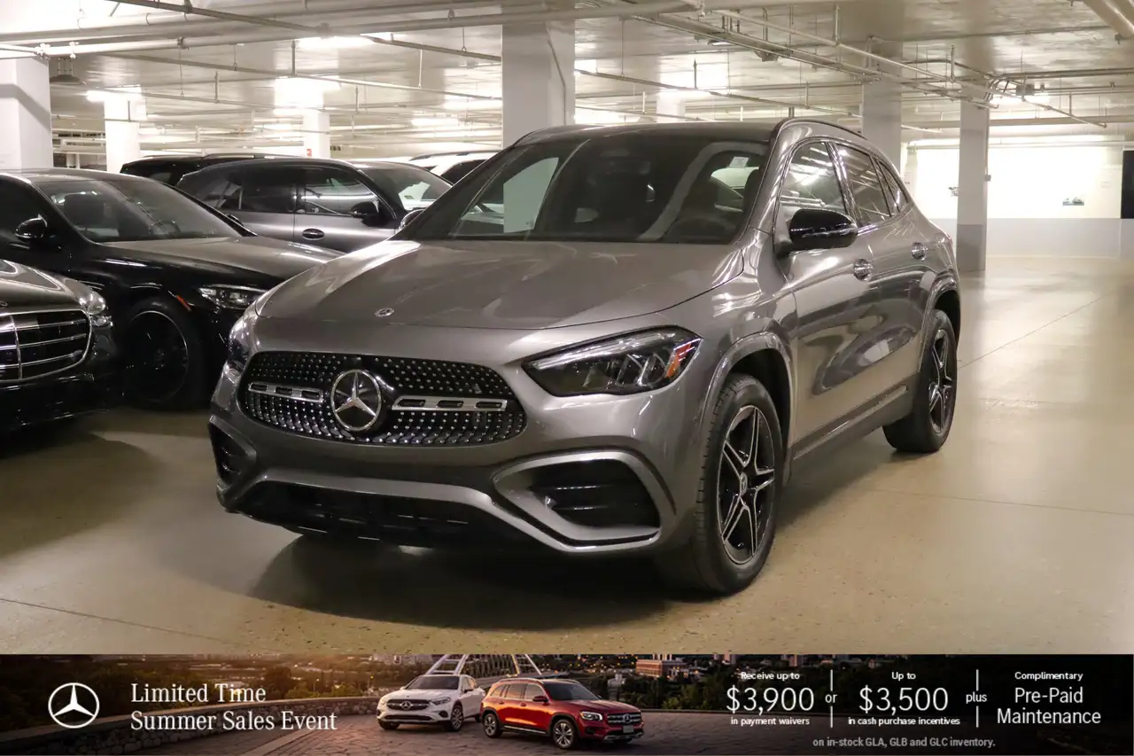 Mercedes-Benz GLA снимка Mercedes-Benz GLA