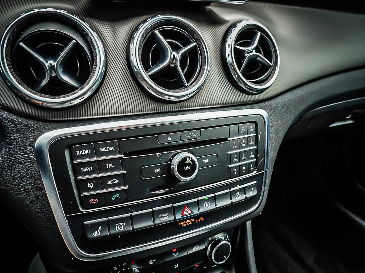 Mercedes-Benz GLA photo Mercedes-Benz GLA