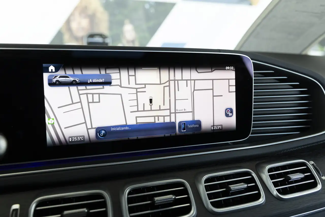 Mercedes-Benz GLE снимка Mercedes-Benz GLE