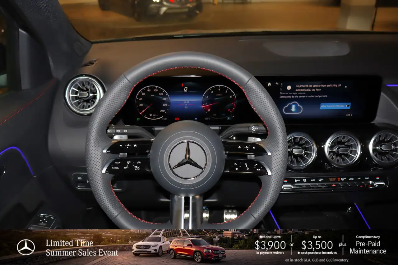 Mercedes-Benz GLA снимка Mercedes-Benz GLA