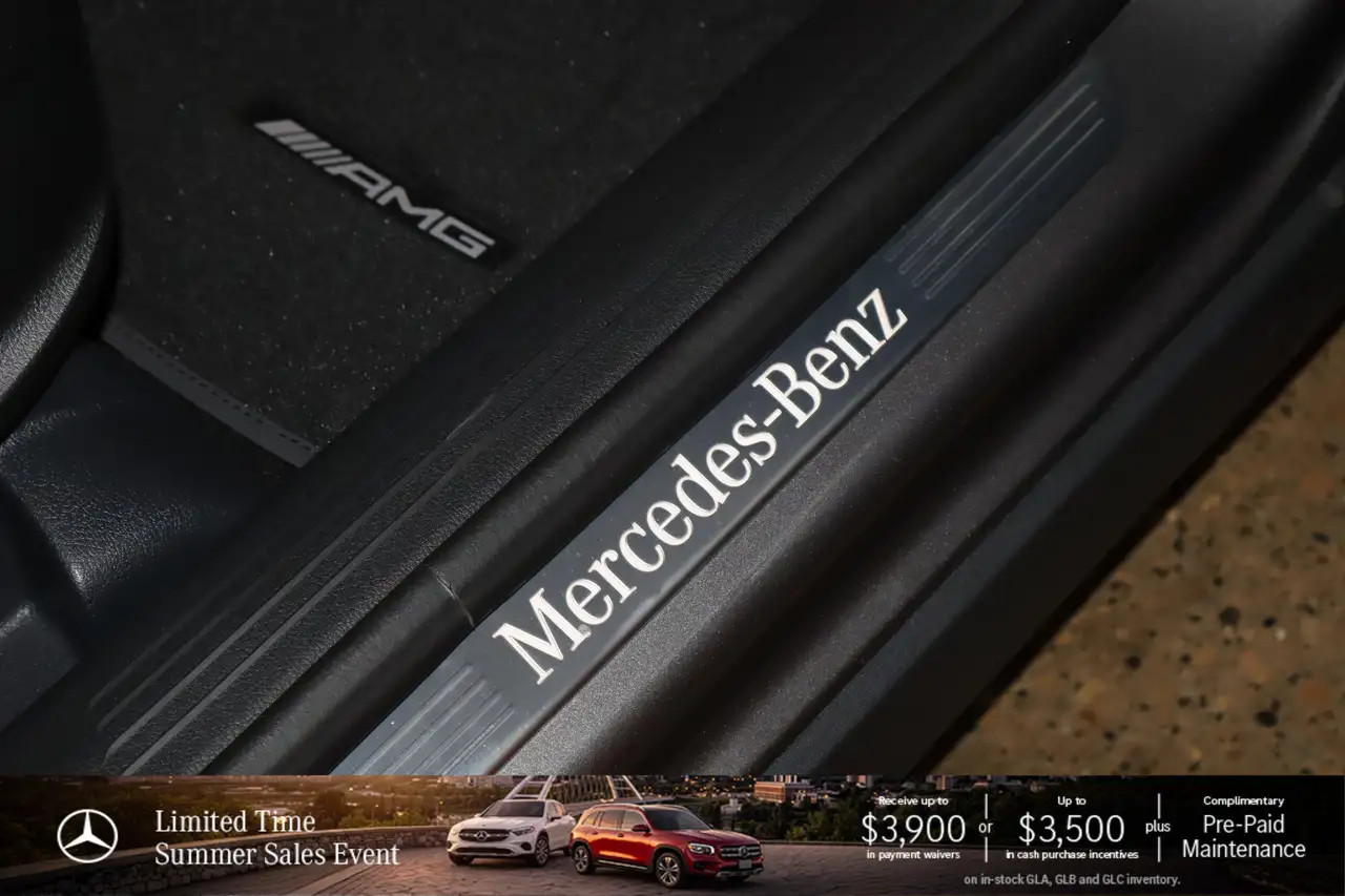 Mercedes-Benz GLA снимка Mercedes-Benz GLA