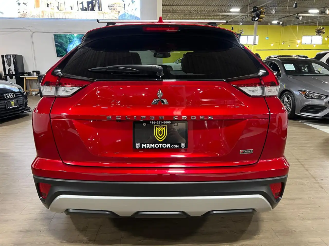 Mitsubishi Eclipse Cross снимка Mitsubishi Eclipse Cross