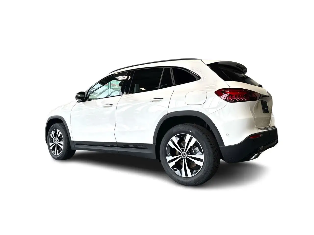 Mercedes-Benz GLA снимка Mercedes-Benz GLA