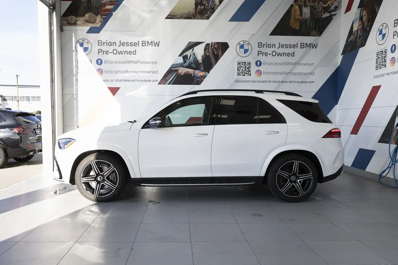 Mercedes-Benz GLE снимка Mercedes-Benz GLE