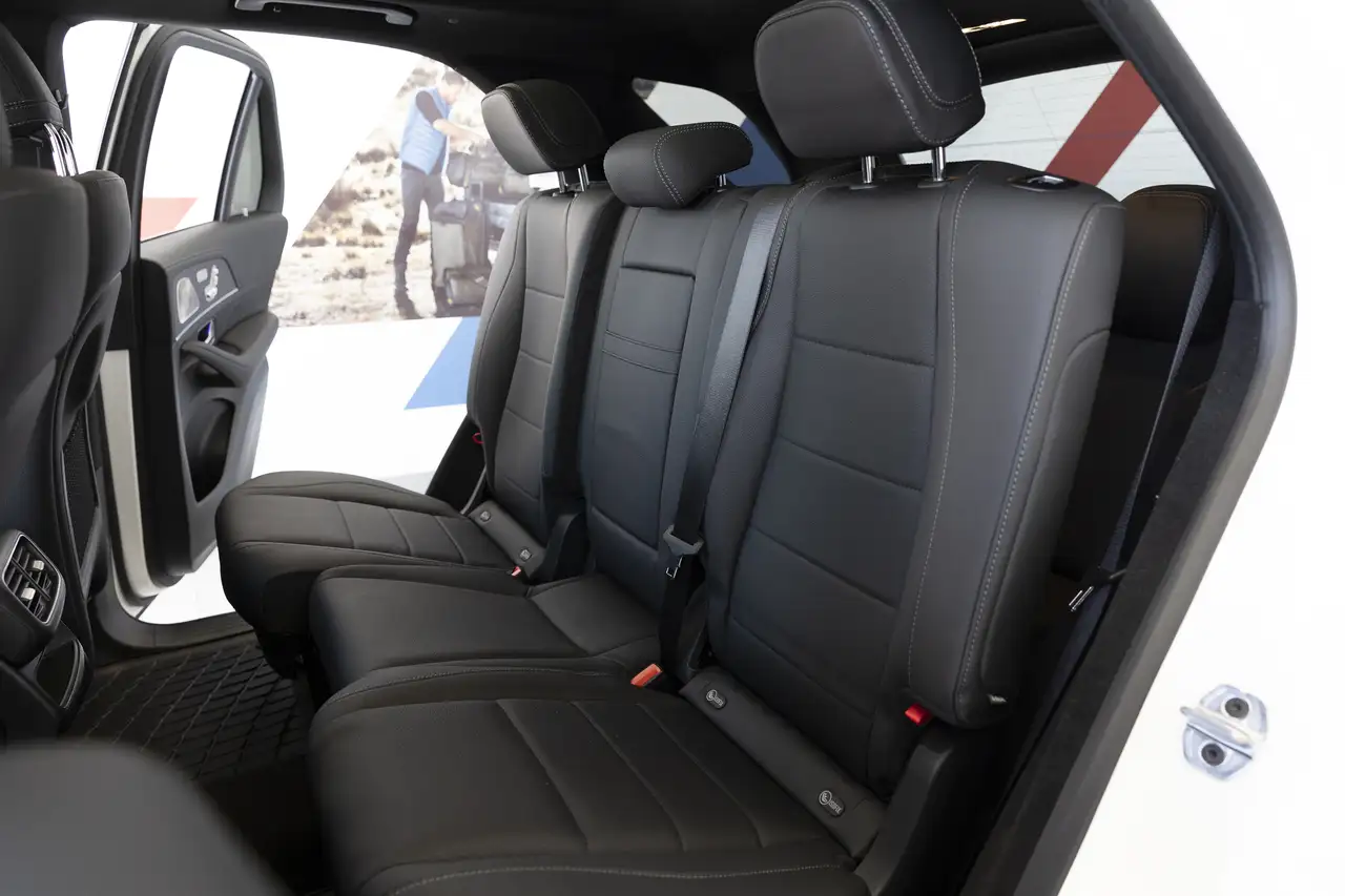 Mercedes-Benz GLE снимка Mercedes-Benz GLE