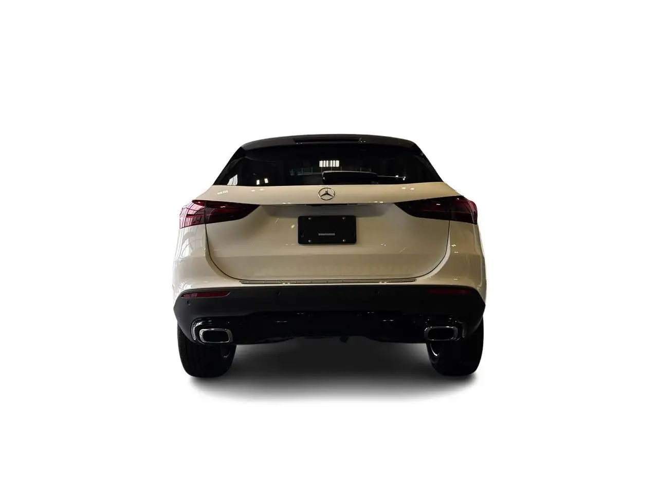 Mercedes-Benz GLA снимка Mercedes-Benz GLA