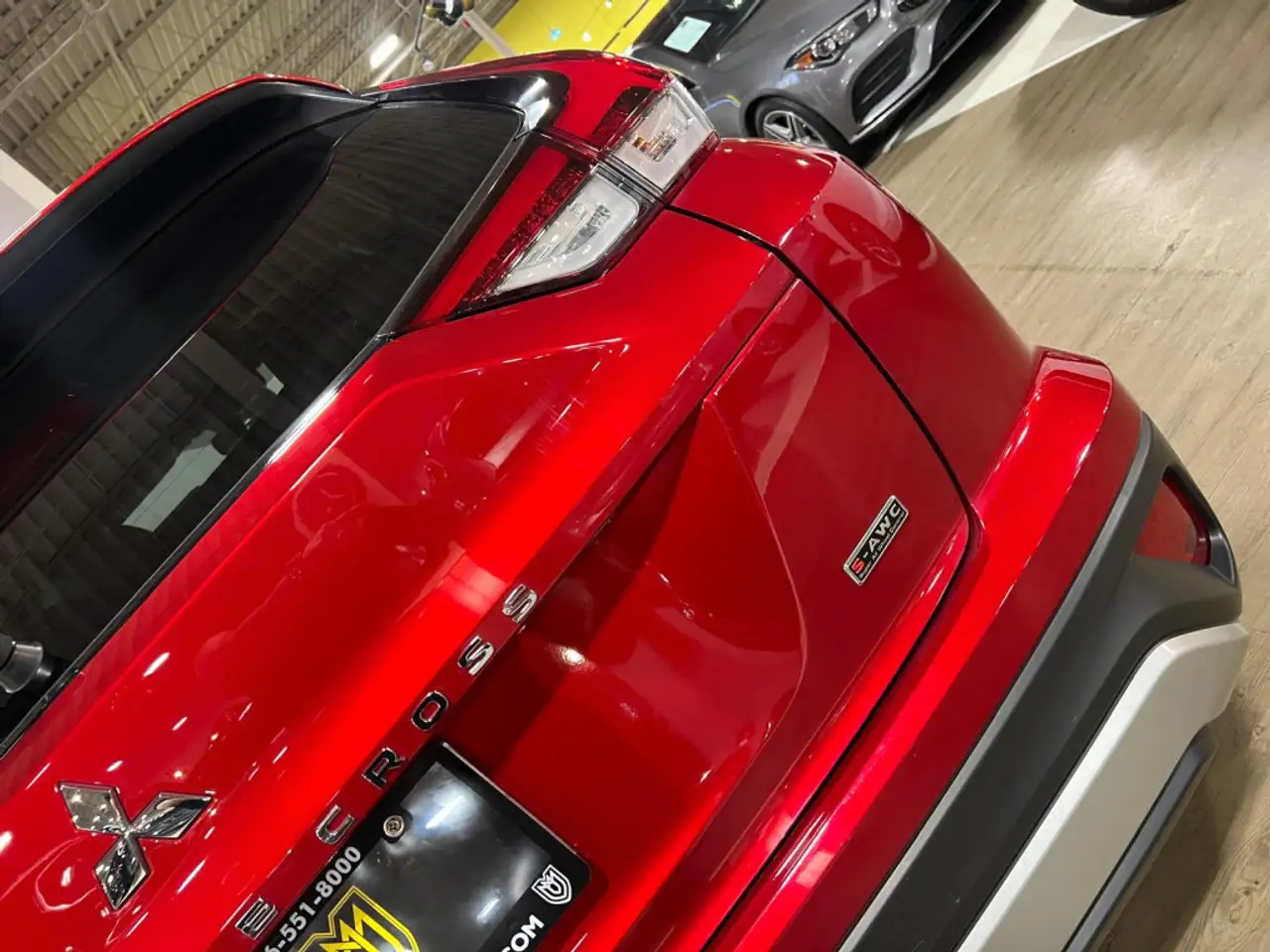 Mitsubishi Eclipse Cross снимка Mitsubishi Eclipse Cross