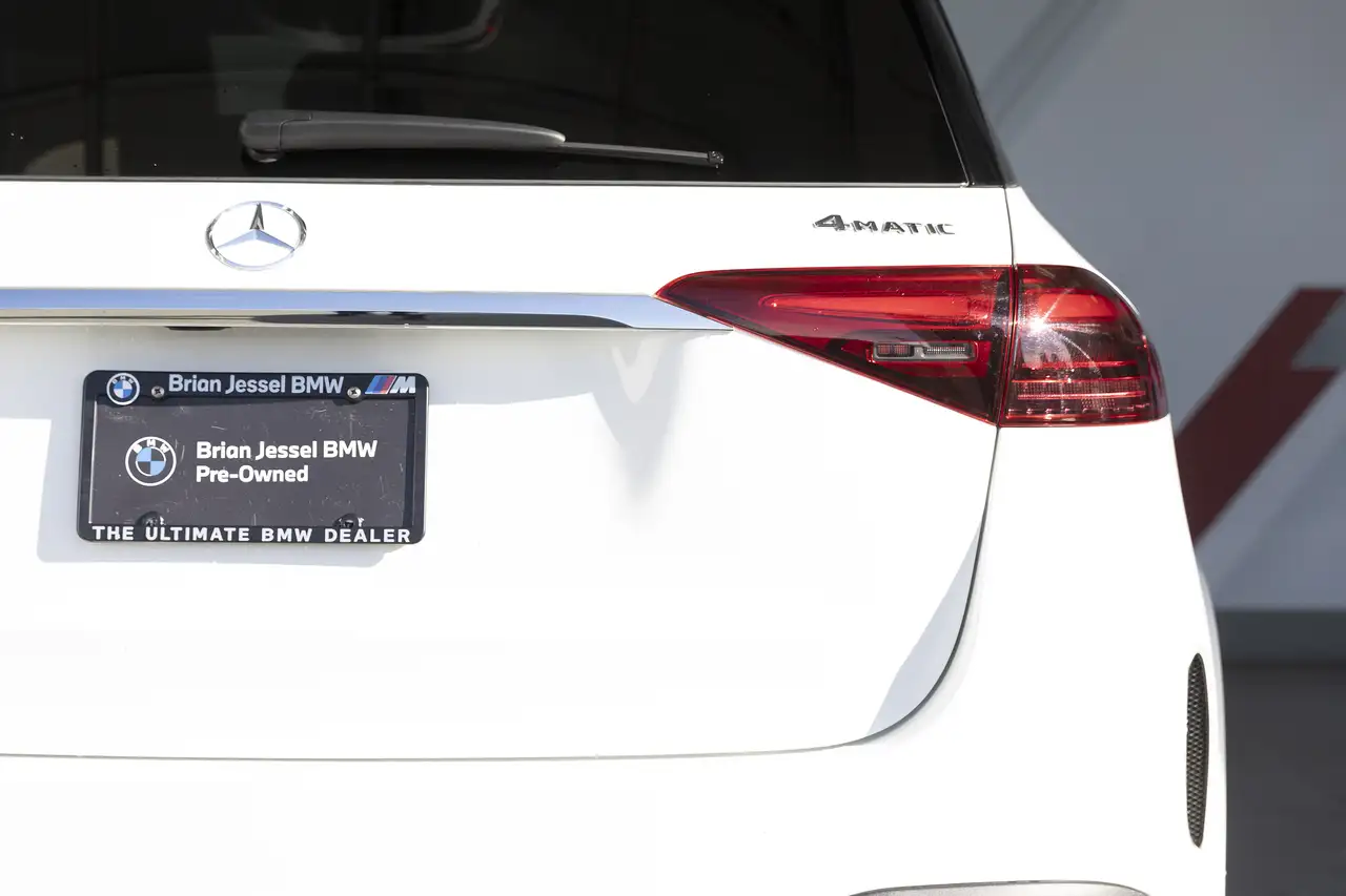 Mercedes-Benz GLE снимка Mercedes-Benz GLE