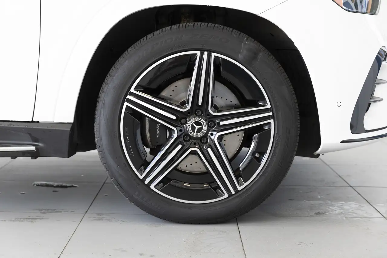 Mercedes-Benz GLE снимка Mercedes-Benz GLE