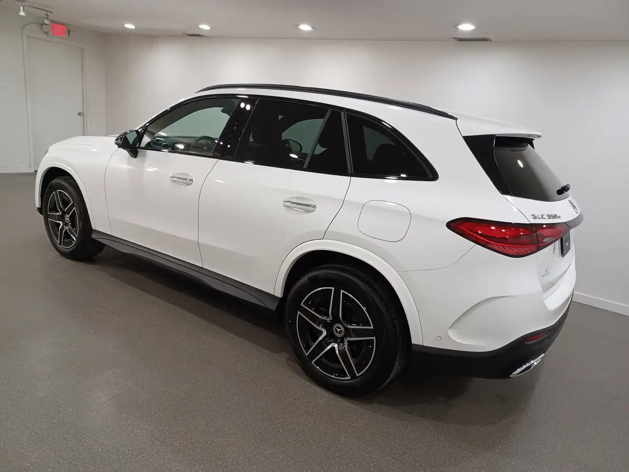 Mercedes-Benz GLC снимка Mercedes-Benz GLC