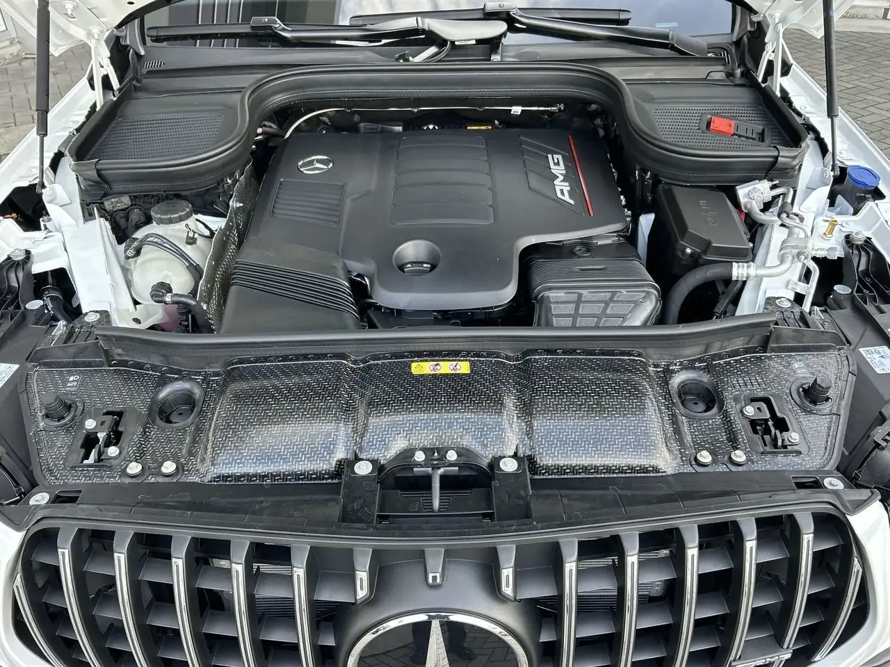 Mercedes-Benz GLE снимка Mercedes-Benz GLE