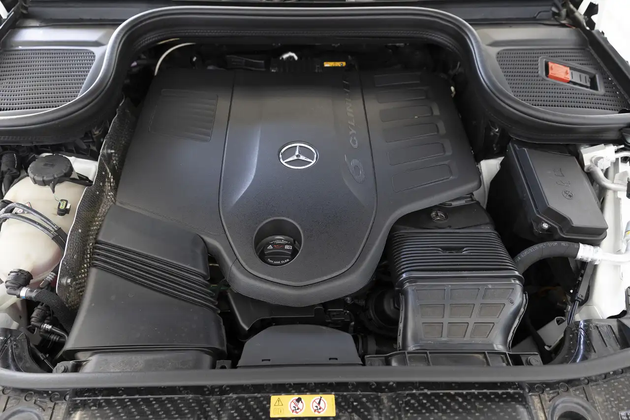 Mercedes-Benz GLE снимка Mercedes-Benz GLE