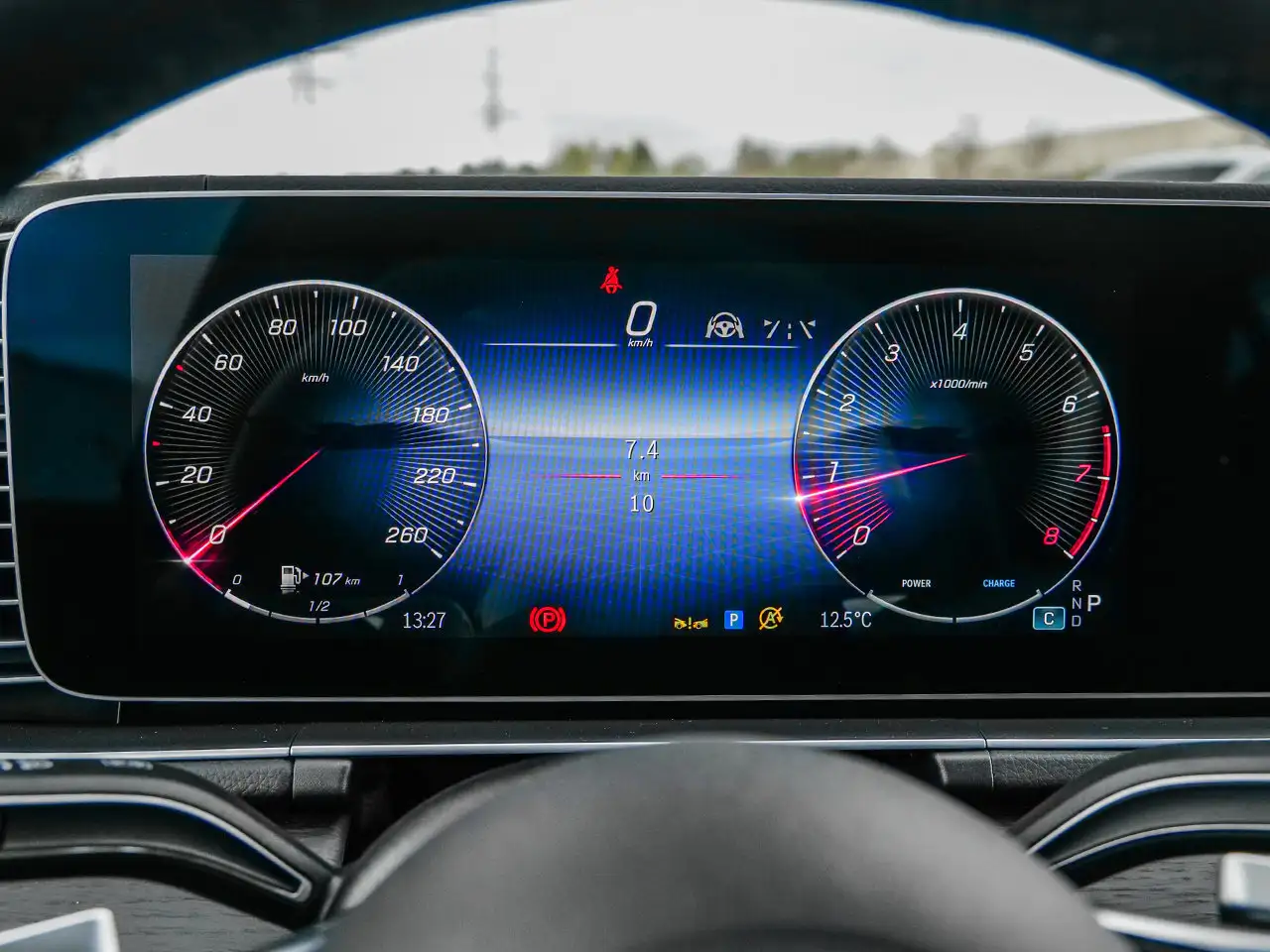 Mercedes-Benz GLE снимка Mercedes-Benz GLE