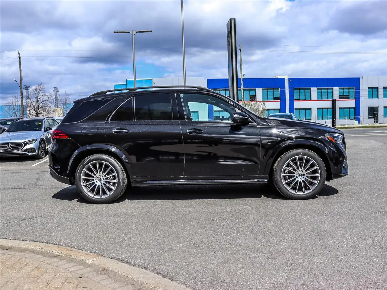 Mercedes-Benz GLE снимка Mercedes-Benz GLE