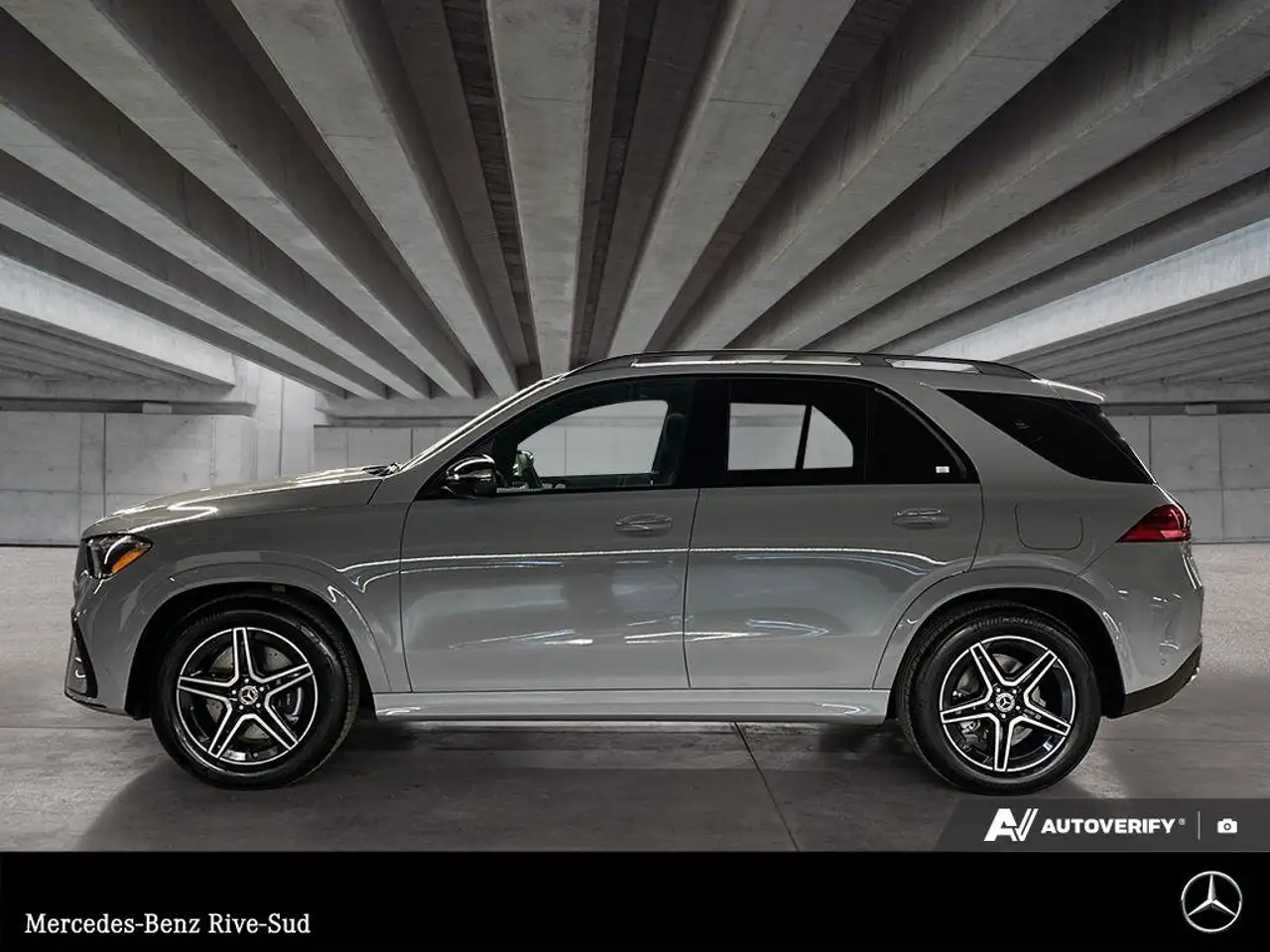 Mercedes-Benz GLE снимка Mercedes-Benz GLE