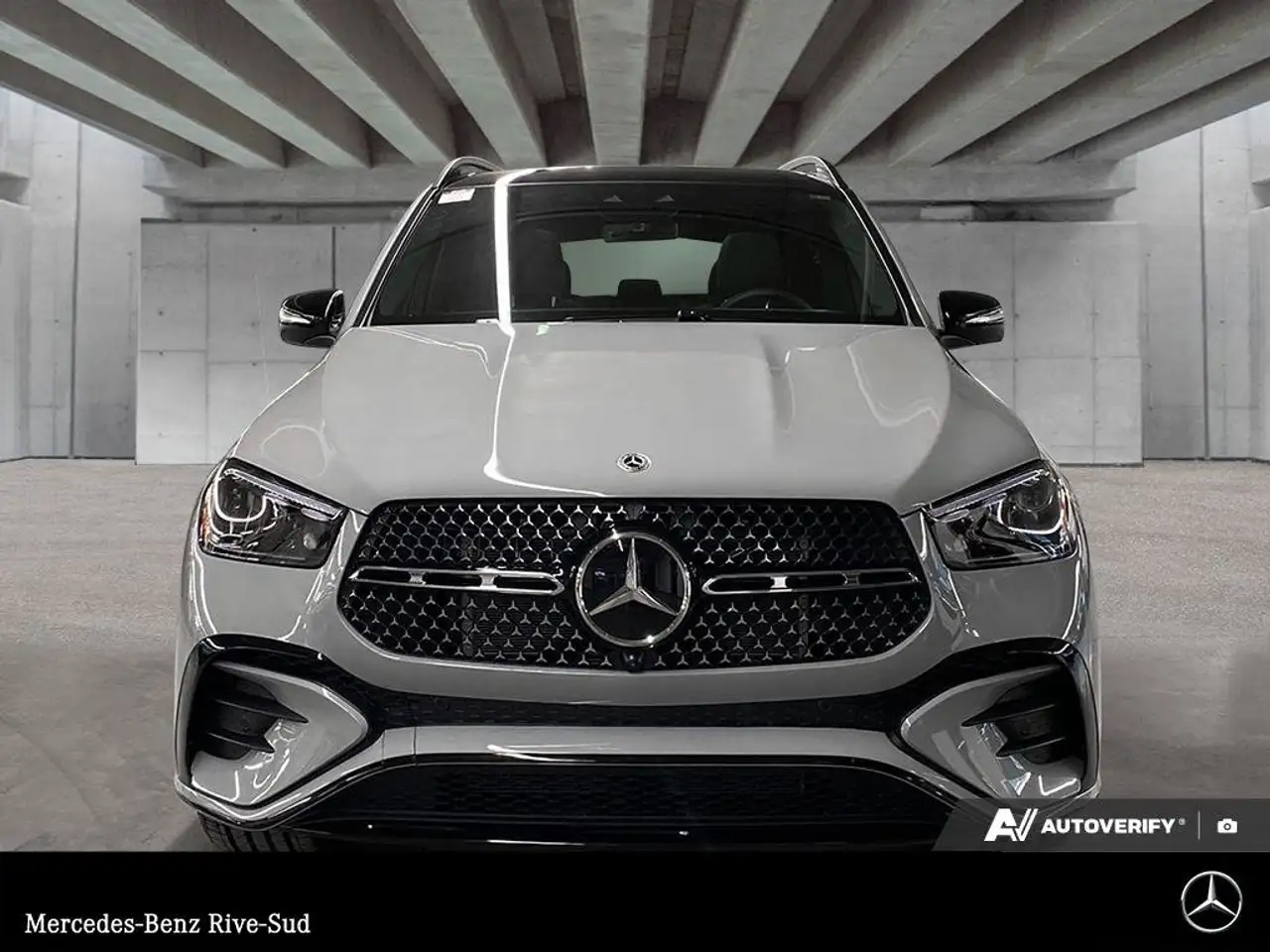 Mercedes-Benz GLE снимка Mercedes-Benz GLE