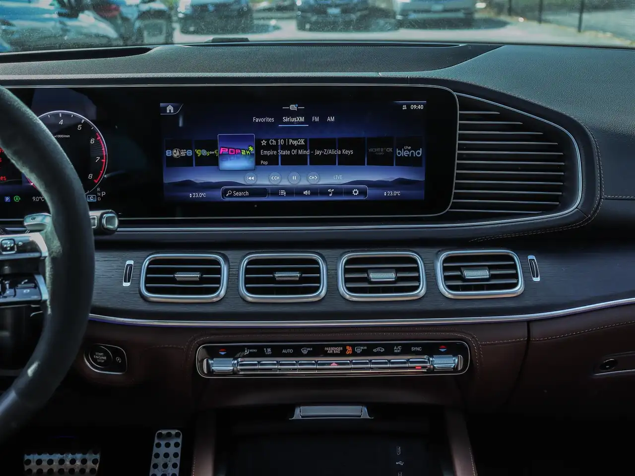 Mercedes-Benz GLE снимка Mercedes-Benz GLE