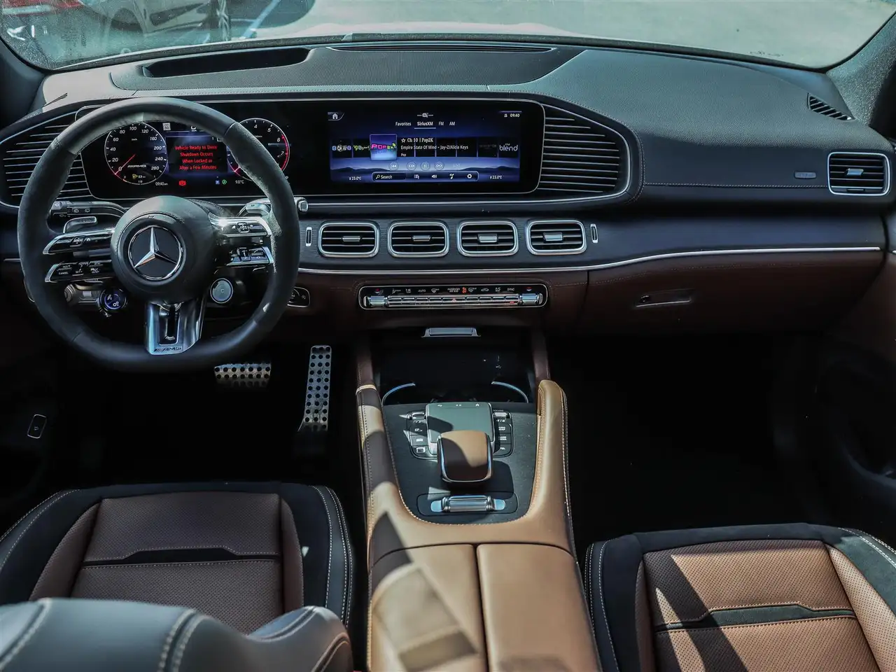 Mercedes-Benz GLE снимка Mercedes-Benz GLE