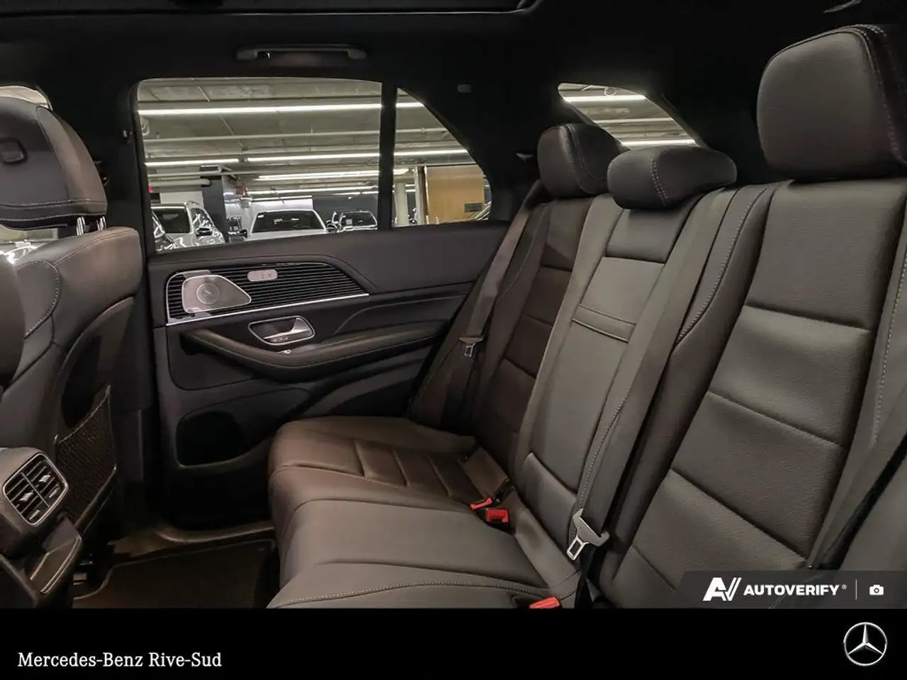 Mercedes-Benz GLE снимка Mercedes-Benz GLE