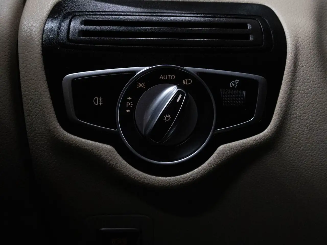 Mercedes-Benz GLC fotografie Mercedes-Benz GLC