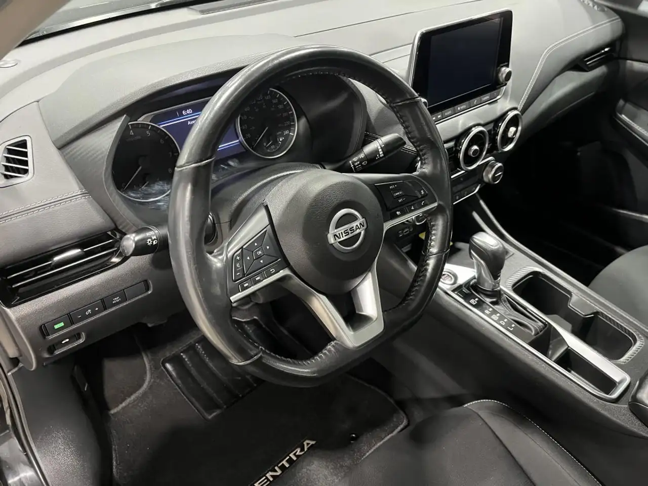 Nissan Sentra снимка Nissan Sentra
