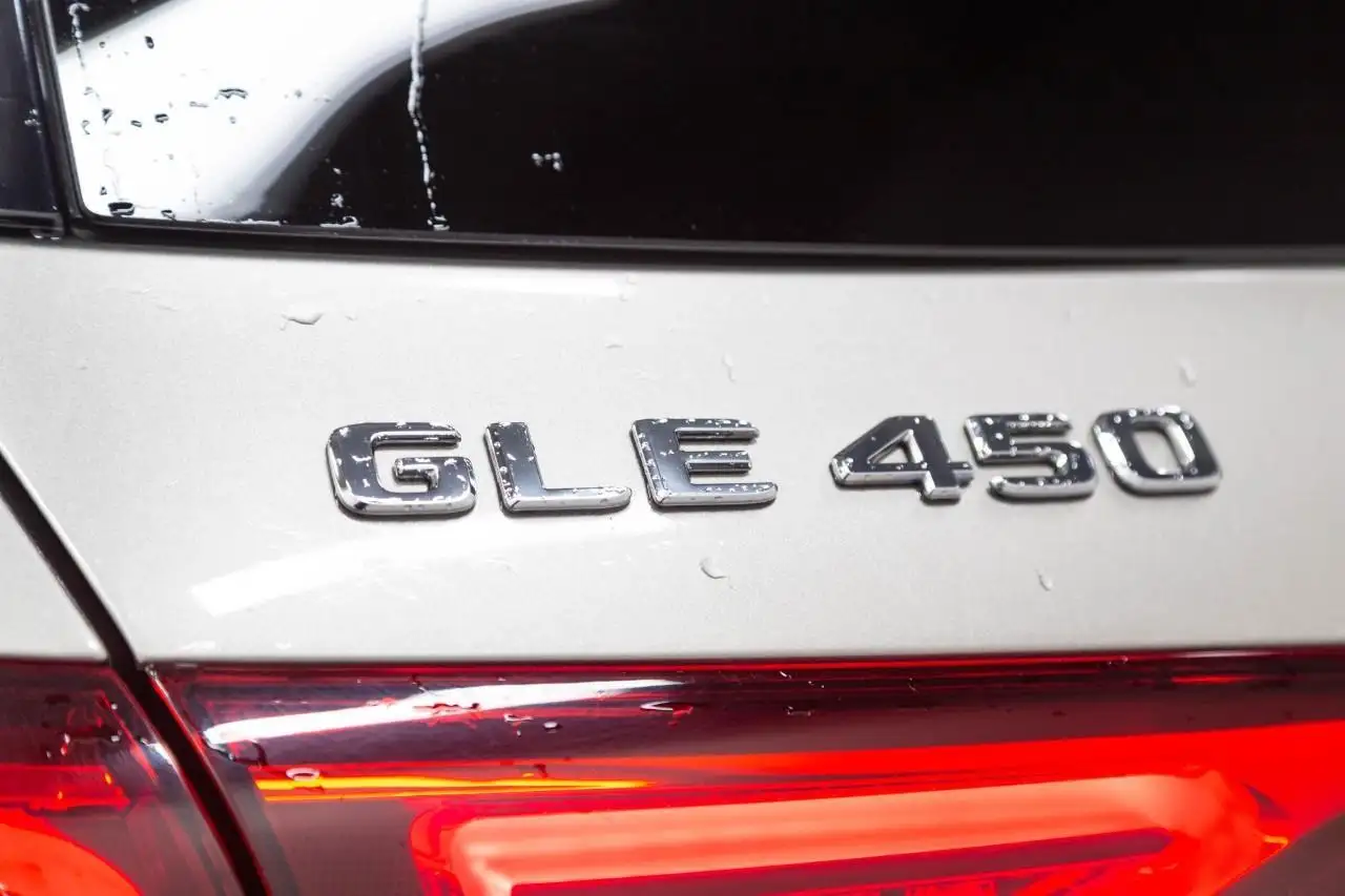 Mercedes-Benz GLE снимка Mercedes-Benz GLE