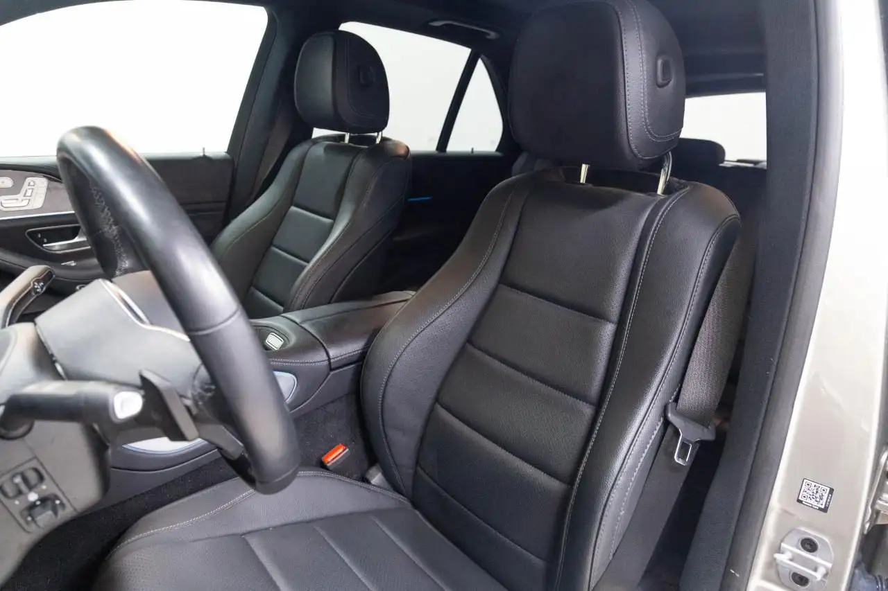 Mercedes-Benz GLE снимка Mercedes-Benz GLE