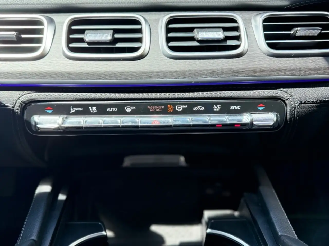 Mercedes-Benz GLE снимка Mercedes-Benz GLE
