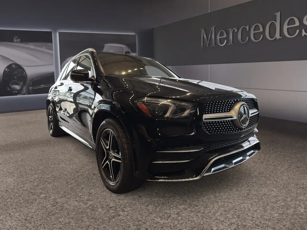 Mercedes-Benz GLE снимка Mercedes-Benz GLE