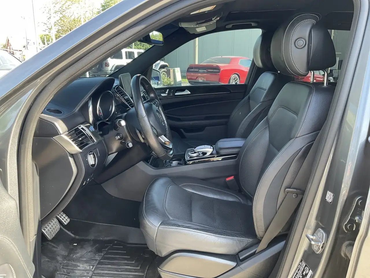 Mercedes-Benz GLE снимка Mercedes-Benz GLE