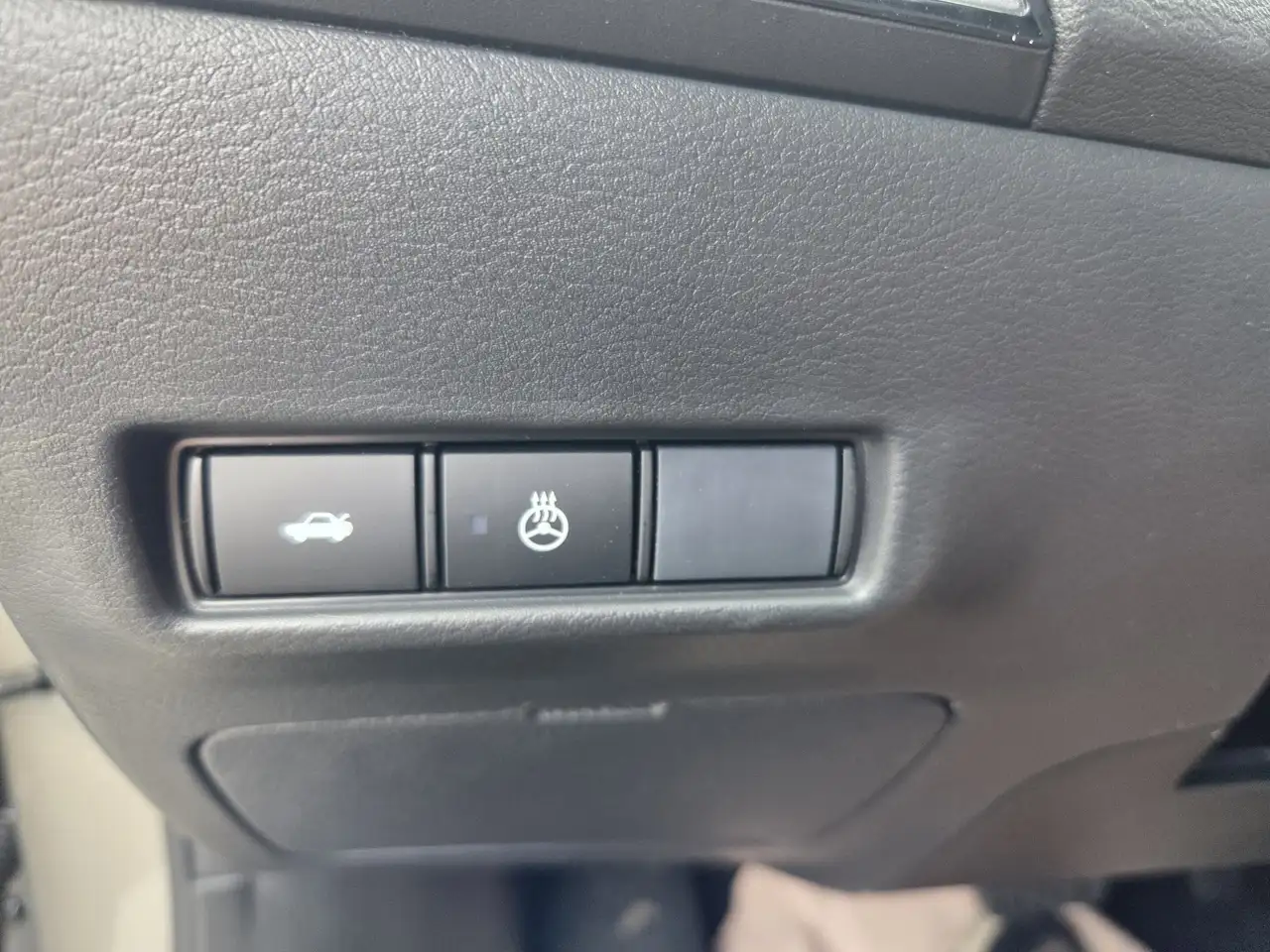 Nissan Sentra снимка Nissan Sentra