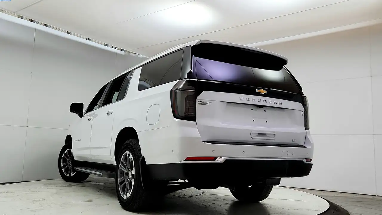 Chevrolet Suburban снимка Chevrolet Suburban