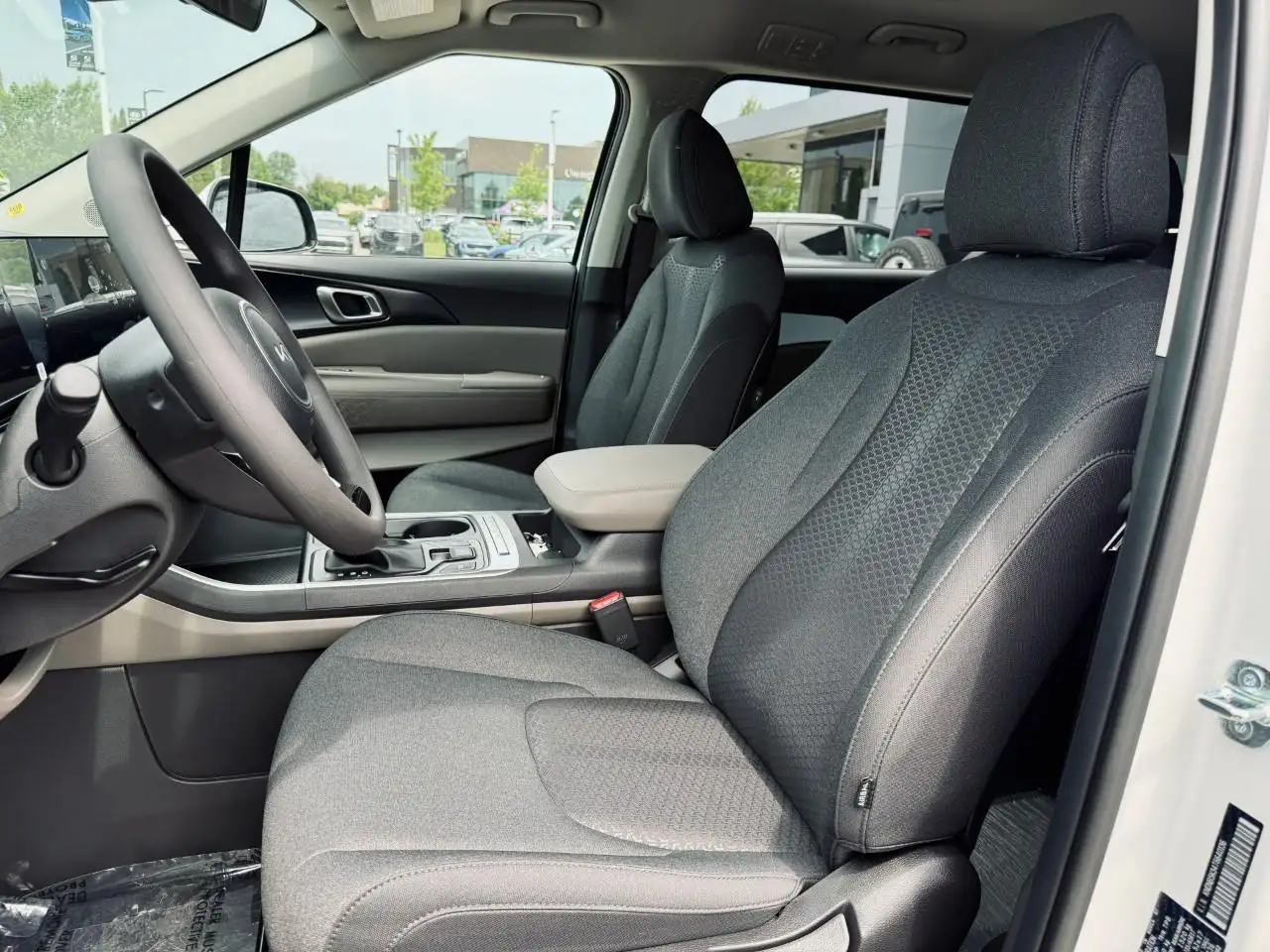 Kia Carnival снимка Kia Carnival
