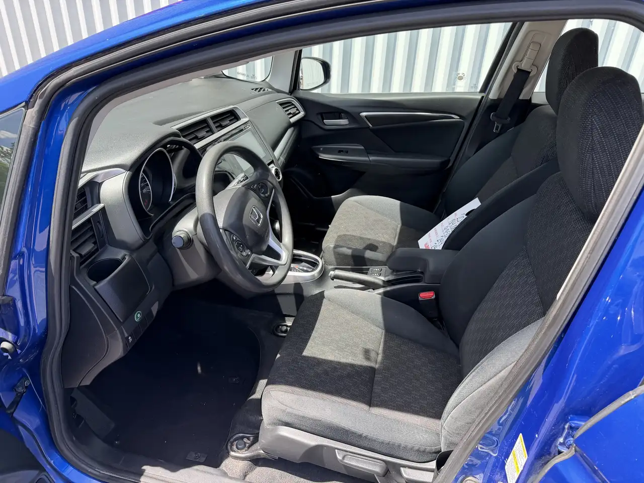 Honda Fit снимка Honda Fit