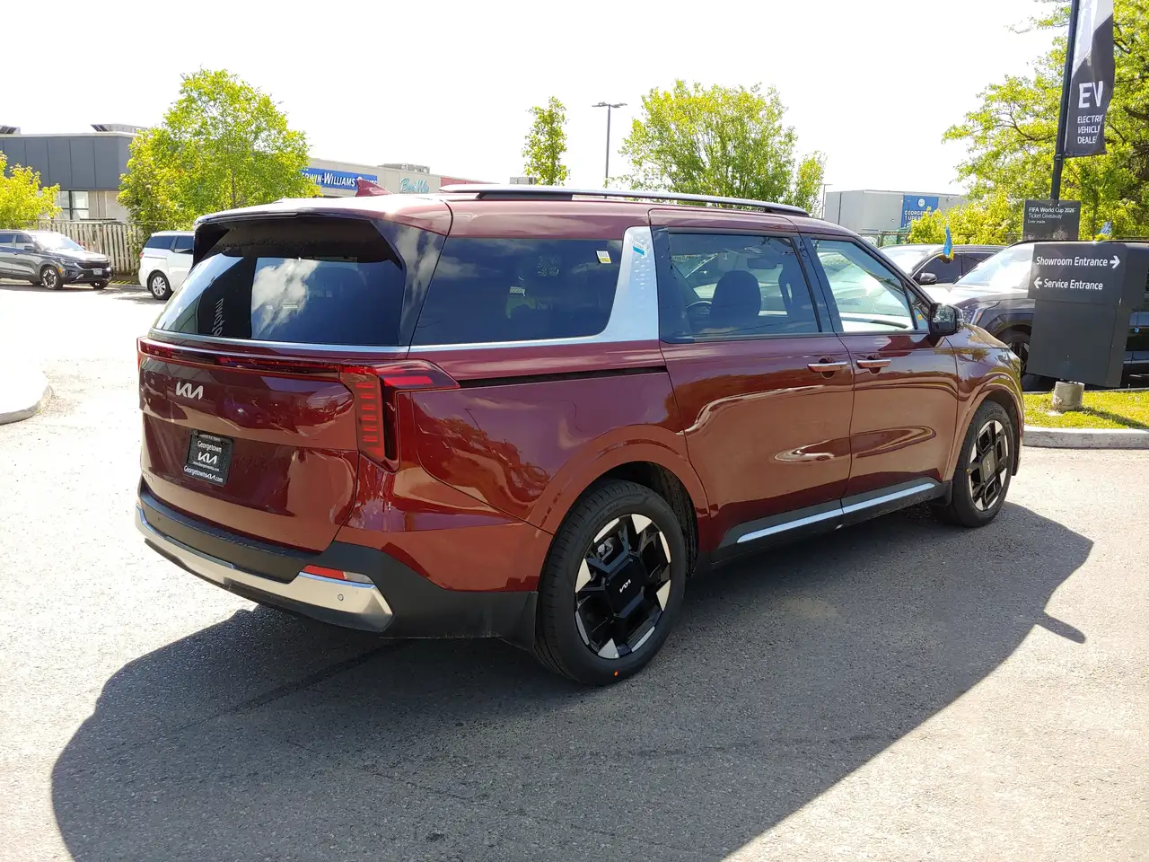 Kia Carnival снимка Kia Carnival