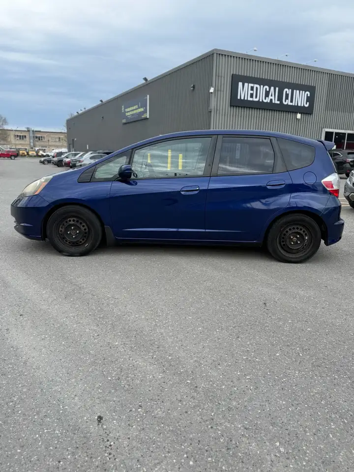 Honda Fit снимка Honda Fit